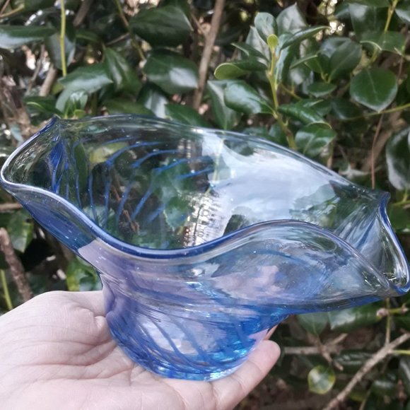 Murano Glass Art Bowl Bubbles Swirls of Blue Glass Clear Signed by Artist italy - Picture 10 of 16